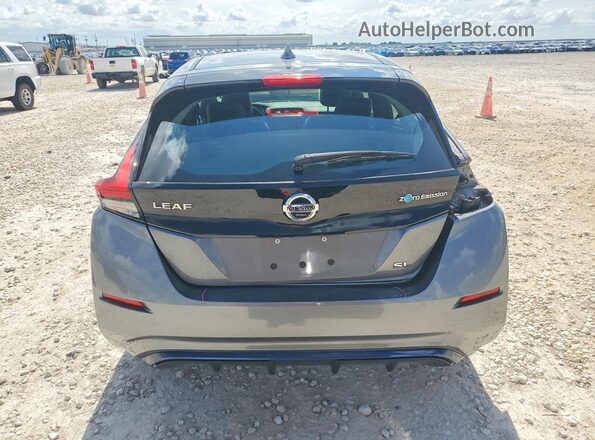 1N4AZ1CPXJC307738 2018 NISSAN LEAF Gray Vista trasera