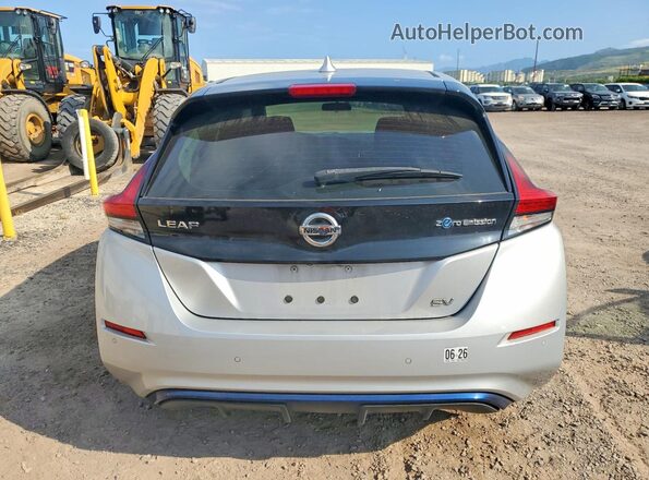 1N4AZ1CV6MC554208 2021 NISSAN LEAF Silver Widok z tyłu