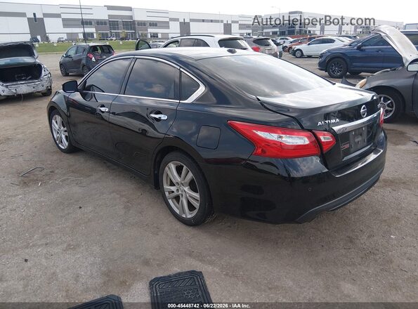 1N4BL3AP1HC172437 2017 NISSAN ALTIMA Black Հետևի ձախ