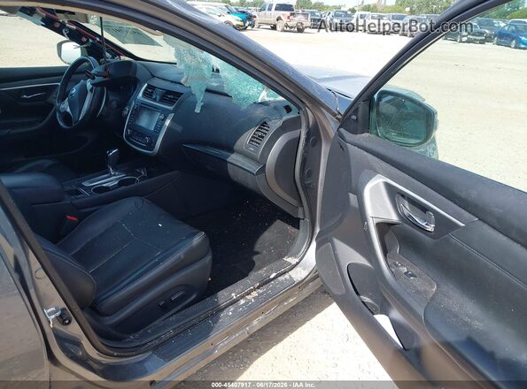 1N4BL3AP2HC124025 2017 NISSAN ALTIMA Blue Widok wnętrza z przodu