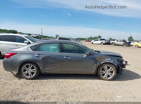 1N4BL3AP2HC124025 2017 NISSAN ALTIMA Blue Widok wnętrza z tyłu