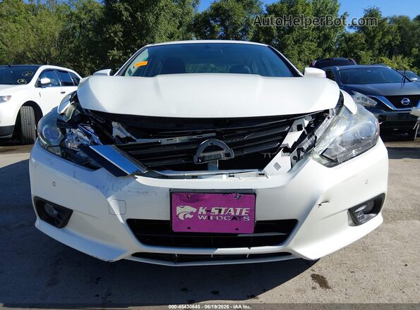 1N4BL3AP8GC262022 2016 NISSAN ALTIMA White Front view