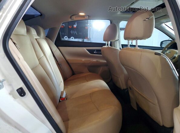 1N4BL3AP8HC229295 2017 NISSAN ALTIMA White Հետևի նստատեղերի տեսք