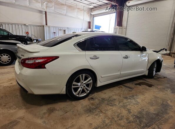 1N4BL3AP9GC165332 2016 NISSAN ALTIMA White Задня права чверть