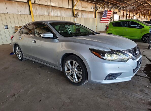 1N4BL3AP9HC195691 2017 NISSAN ALTIMA Silver Առջևի աջ