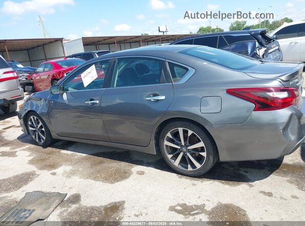 1N4BL3APXHC155717 2017 NISSAN ALTIMA Серый Вид задней части салона