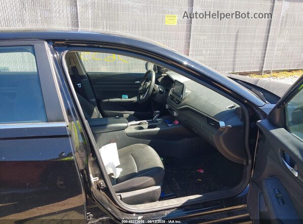 1N4BL4BV1LC157111 2020 NISSAN ALTIMA Черный Вид салона спереди