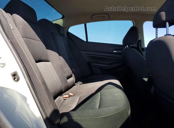 1N4BL4BV1LC240232 2020 NISSAN ALTIMA White Vista de los asientos traseros
