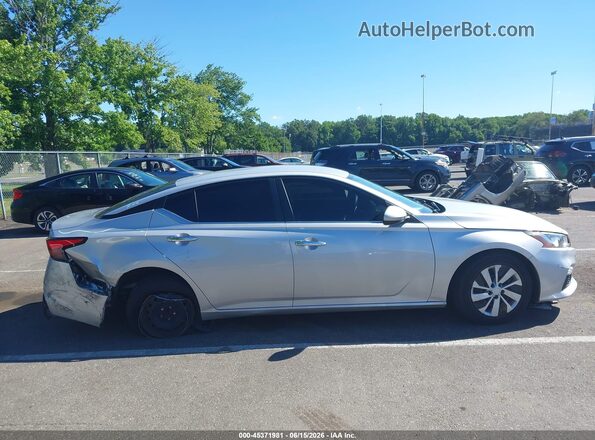 1N4BL4BV1LC250890 2020 NISSAN ALTIMA Silver Widok wnętrza z tyłu