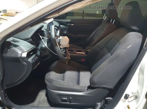 1N4BL4BV1LN306752 2020 NISSAN ALTIMA White Front interior view