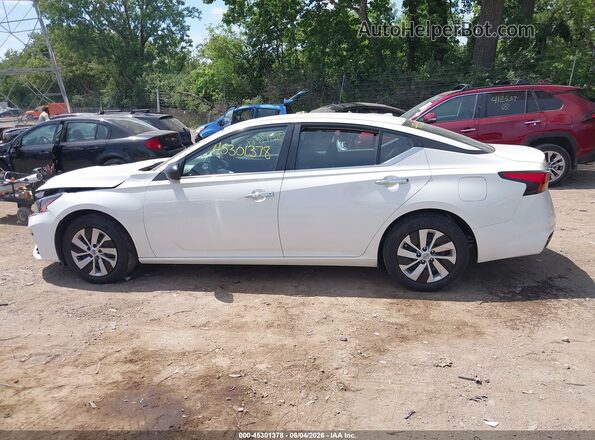 1N4BL4BV1SN320391 2025 NISSAN ALTIMA White 360 interior view