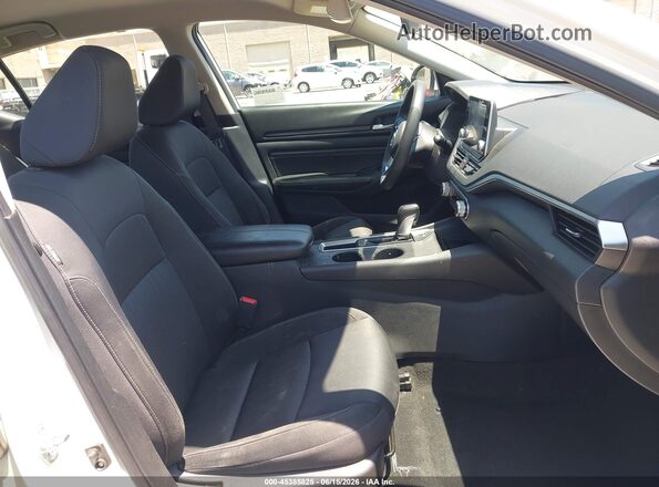 1N4BL4BV2KC159688 2019 NISSAN ALTIMA White Widok wnętrza z przodu