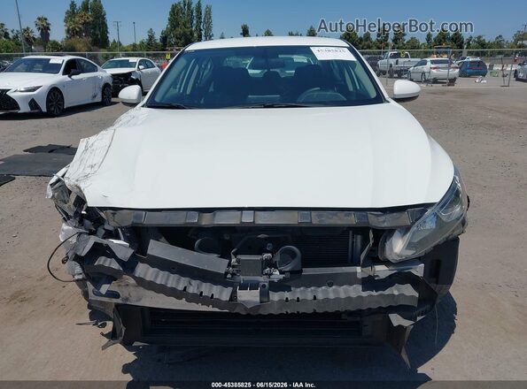 1N4BL4BV2KC159688 2019 NISSAN ALTIMA White Widok wnętrza z tyłu