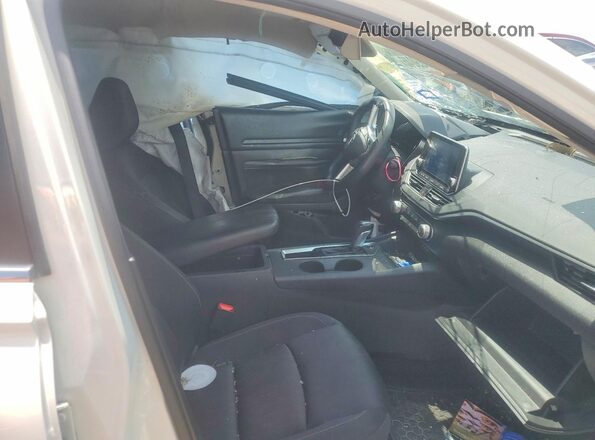 1N4BL4BV2KC169525 2019 NISSAN ALTIMA White Front interior view