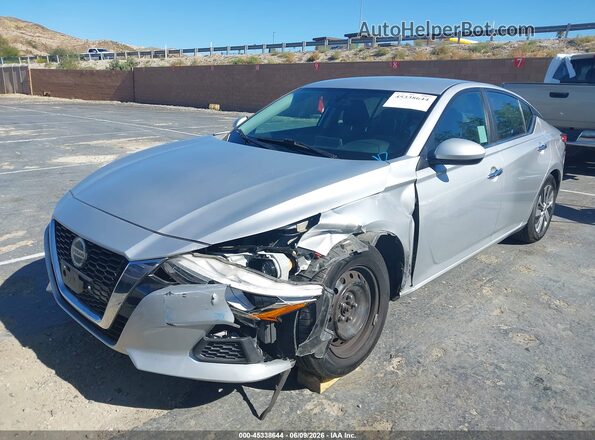 1N4BL4BV2LC185841 2020 NISSAN ALTIMA Silver Առջևի ձախ երեք քառորդ տեսարան