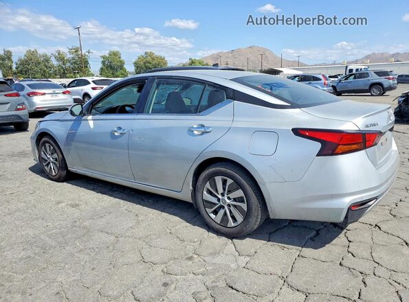 1N4BL4BV2PN341810 2023 NISSAN ALTIMA Серебряный Задняя левая четверть