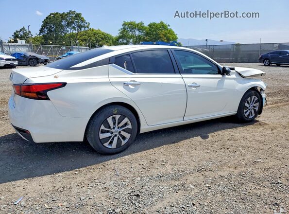 1N4BL4BV2SN311120 2025 NISSAN ALTIMA White Задня права чверть