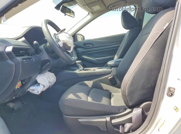 1N4BL4BV2SN311120 2025 NISSAN ALTIMA White Вид салону спереду