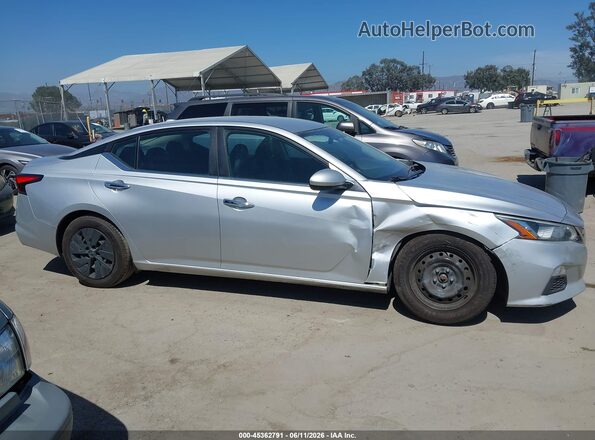 1N4BL4BV3KC154516 2019 NISSAN ALTIMA Серебряный Вид задней части салона