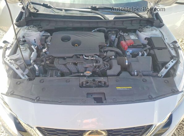 1N4BL4BV3LC220029 2020 NISSAN ALTIMA White Widok wnętrza z tyłu