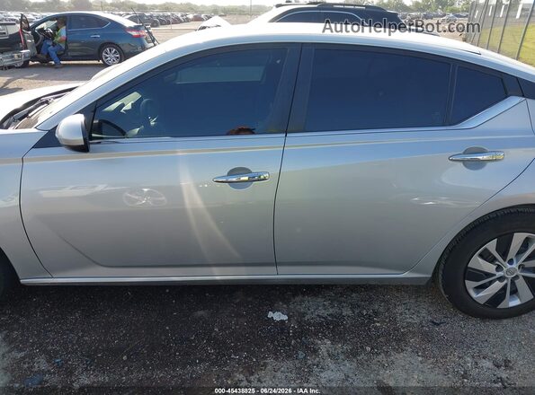 1N4BL4BV3PN383208 2023 NISSAN ALTIMA Серебряный Панорамный вид салона 360°