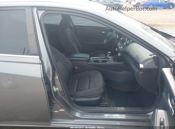 1N4BL4BV4KC214254 2019 NISSAN ALTIMA Gray Front interior view