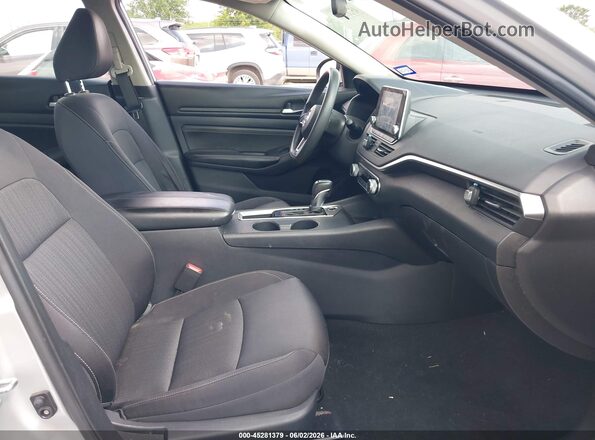 1N4BL4BV4LC192791 2020 NISSAN ALTIMA Silver Front interior view
