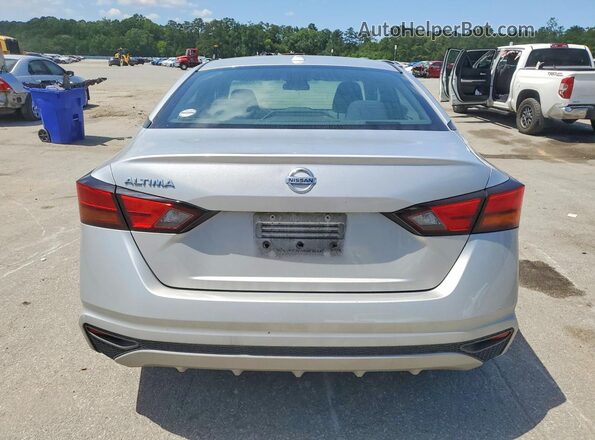 1N4BL4BV4LC192841 2020 NISSAN ALTIMA Серебряный Вид сзади