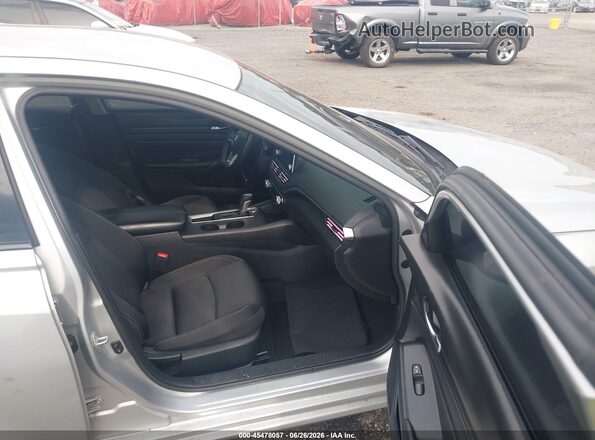 1N4BL4BV4LC280904 2020 NISSAN ALTIMA Silver Front interior view
