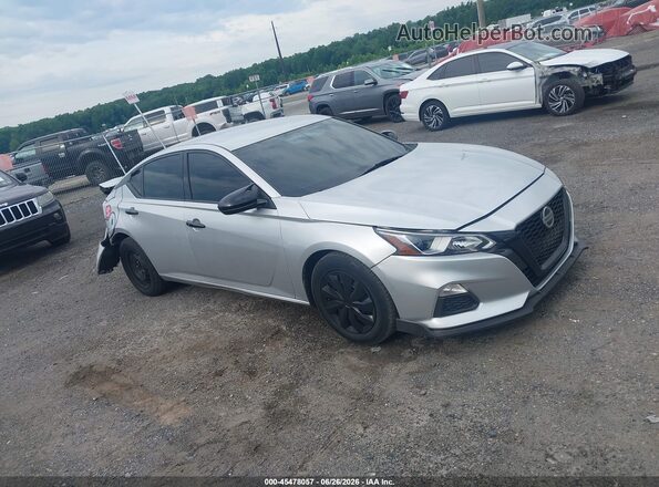 1N4BL4BV4LC280904 2020 NISSAN ALTIMA Silver Rear interior view