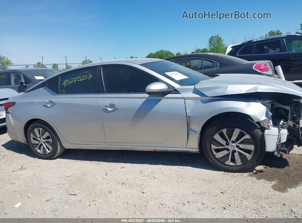 1N4BL4BV5LC222557 2020 NISSAN ALTIMA Серебряный Вид задней части салона