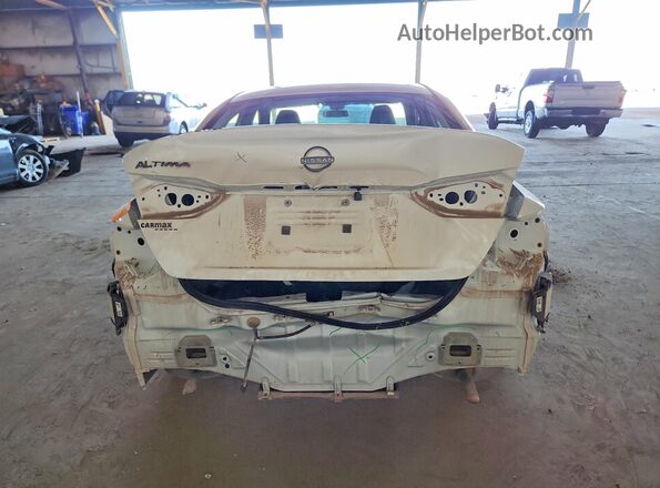 1N4BL4BV5RN429592 2024 NISSAN ALTIMA White Հետևի տեսք