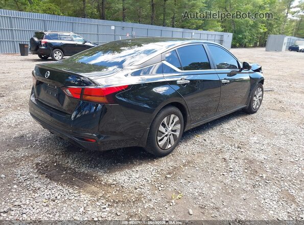1N4BL4BV6NN360356 2022 NISSAN ALTIMA Черный Задняя правая четверть