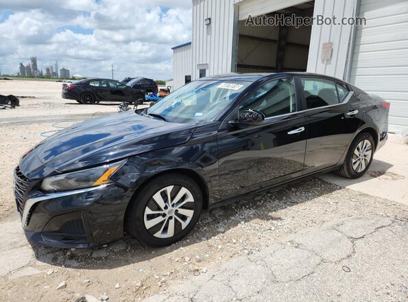 1N4BL4BV6PN352860 2023 NISSAN ALTIMA Black 
