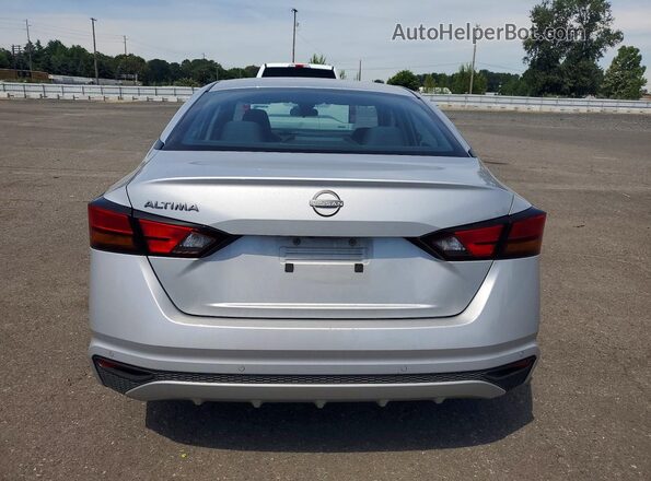 1N4BL4BV6PN364605 2023 NISSAN ALTIMA Silver Widok z tyłu