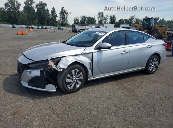 1N4BL4BV6PN364605 2023 NISSAN ALTIMA Silver Widok naklejki z numerem VIN