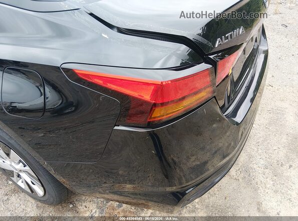 1N4BL4BV6SN384040 2025 NISSAN ALTIMA Black Դիմացի տեսք