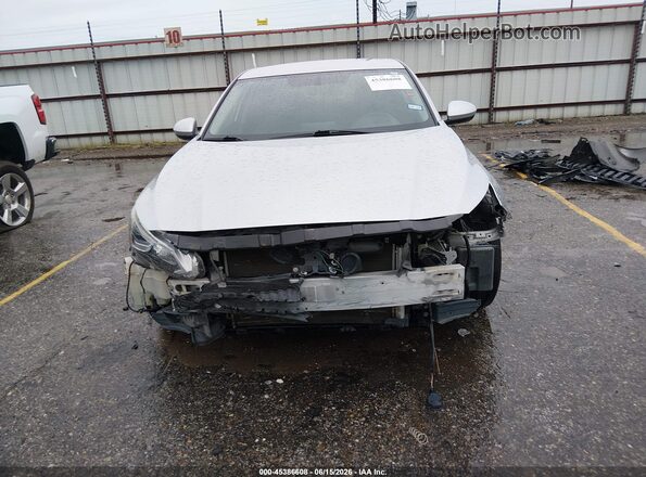 1N4BL4BV7LC101867 2020 NISSAN ALTIMA Silver Rear interior view