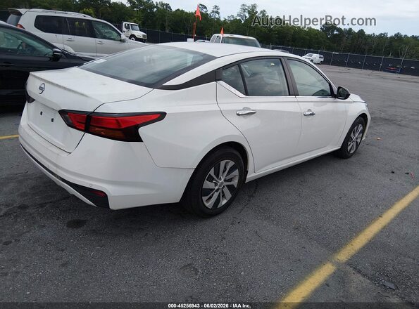 1N4BL4BV7RN334791 2024 NISSAN ALTIMA Белый Задняя правая четверть