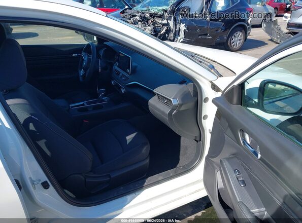 1N4BL4BV8KC135458 2019 NISSAN ALTIMA White წინა სალონის ხედი