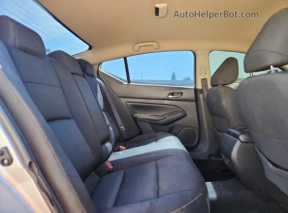 1N4BL4BV8KC251775 2019 NISSAN ALTIMA Silver Vista de los asientos traseros