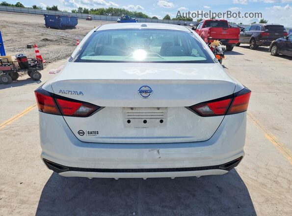 1N4BL4BV8KC254076 2019 NISSAN ALTIMA White Rear view