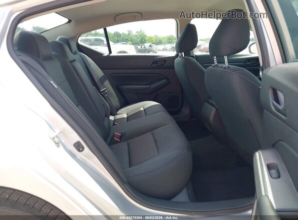 1N4BL4BV9RN430552 2024 NISSAN ALTIMA Silver Вид наклейки з VIN-кодом
