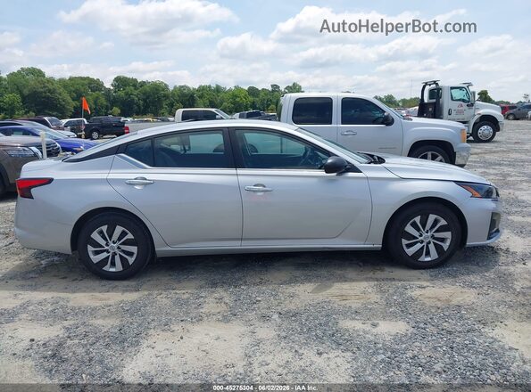 1N4BL4BV9RN430552 2024 NISSAN ALTIMA Silver Вид задньої частини салону