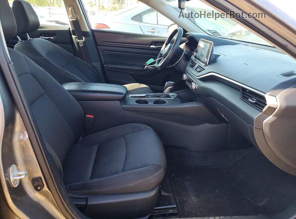 1N4BL4BVXKC121609 2019 NISSAN ALTIMA Gray Front interior view