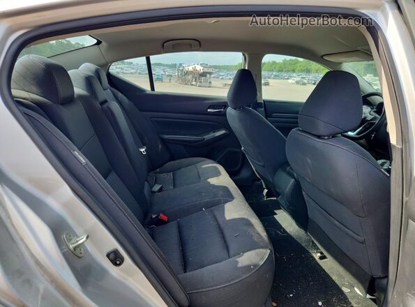 1N4BL4BVXLC172609 2020 NISSAN ALTIMA Silver Հետևի նստատեղերի տեսք