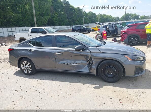 1N4BL4BVXSN335732 2025 NISSAN ALTIMA Серый Вид задней части салона