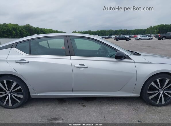 1N4BL4CV0KC144315 2019 NISSAN ALTIMA Silver 360 interior view