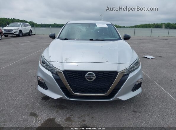 1N4BL4CV0KC144315 2019 NISSAN ALTIMA Silver Rear interior view