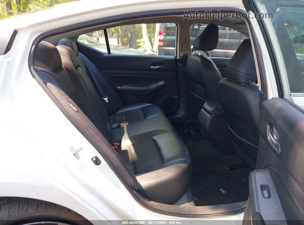 1N4BL4CV0LC147880 2020 NISSAN ALTIMA White VIN კოდის სტიკერის ხედი